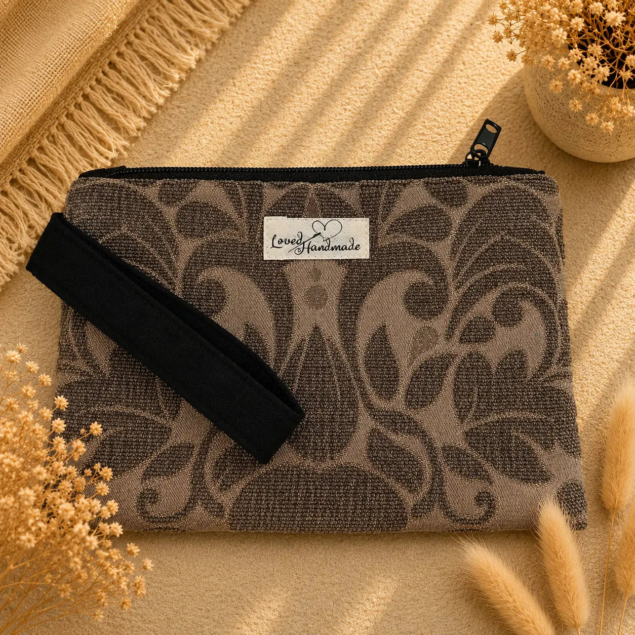 Χειροποίητο Τσαντάκι Clutch – Botanical Υφαντό Καφέ & Μαύρο