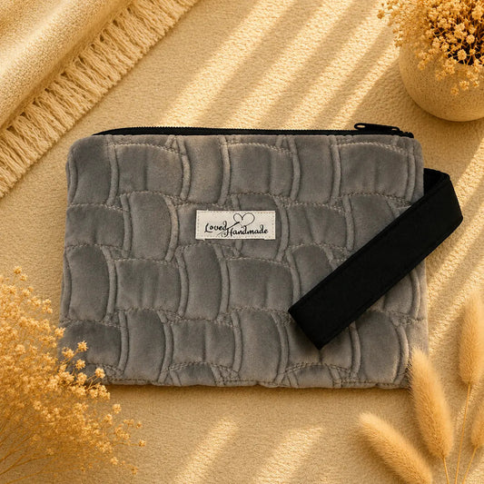 Χειροποίητο Τσαντάκι Clutch – Quilted Βελούδο Γκρι